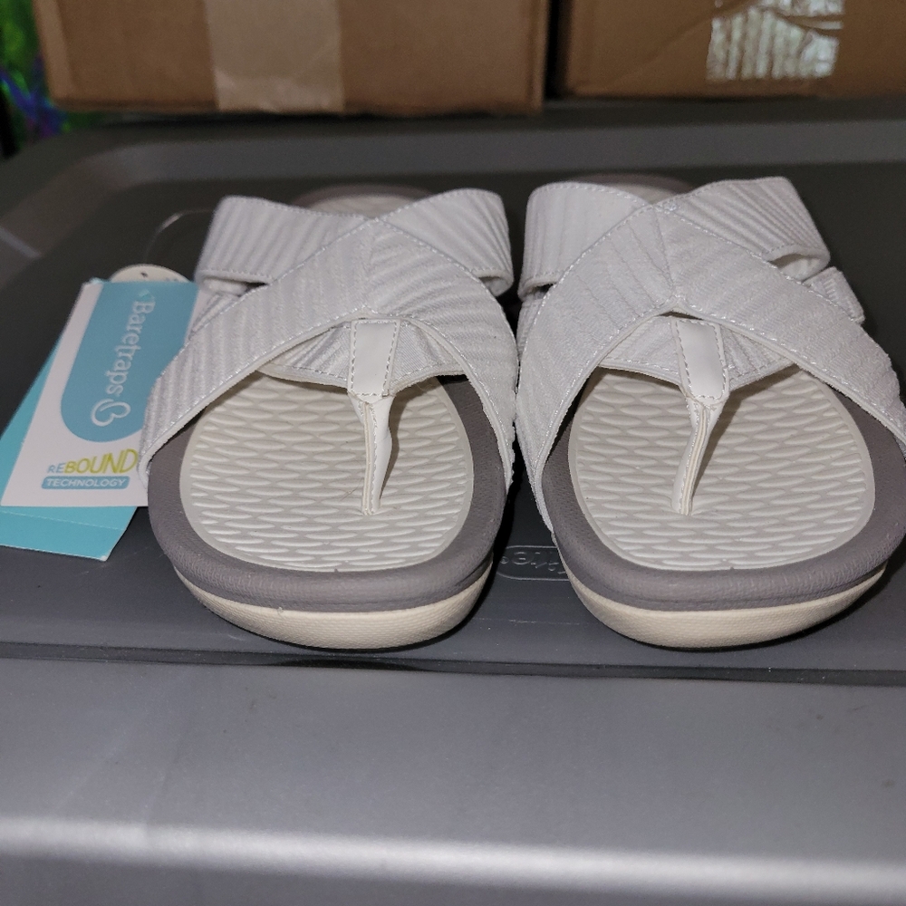 BareTraps White Womens Sandal Size 6 - Picture 4 of 9
